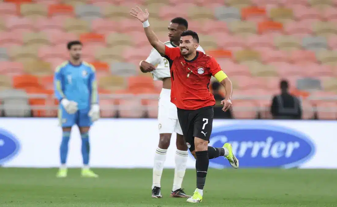 إصابة تريزيجيه تثير القلق في نادي الرياض