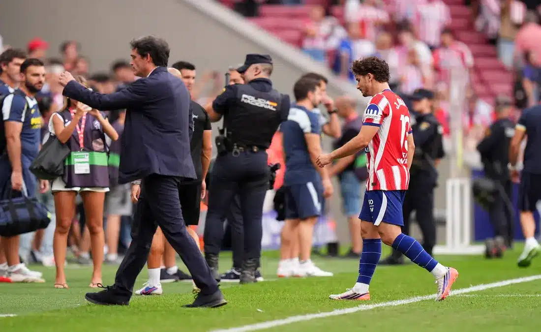 استبعاد ألفاريز من قائمة أتلتيكو مدريد قبل مواجهة ريال سوسيداد