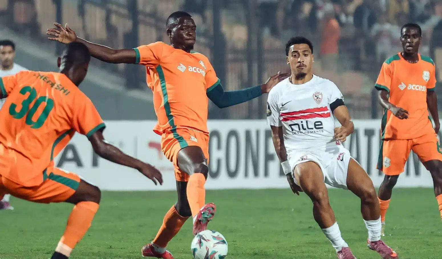 تفاصيل أزمة بيزيرا مع الزمالك وسبل حلها